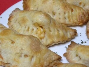 Cheesy Chicken Empanadas Recipe