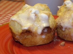 Shortcut Cinnamon Biscuits