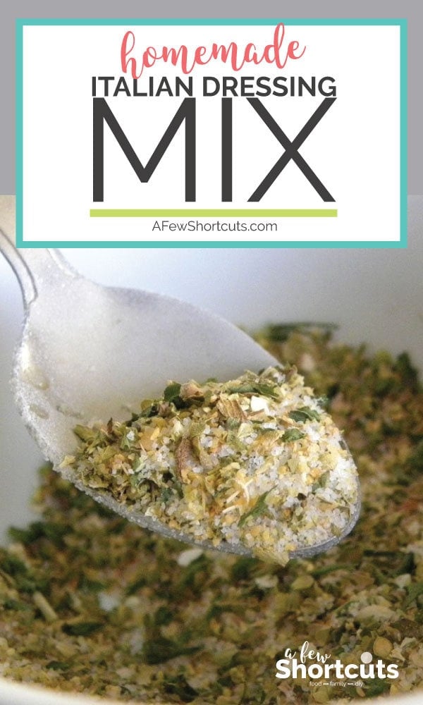 No more store bought! Know what is in your food. Make your own Homemade Italian Dressing Mix for pennies! Great recipe to keep on hand. #mix #seasoning #recipe #dressing #glutenfree #spices