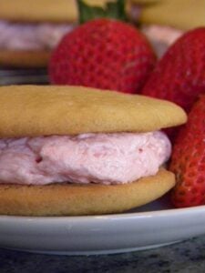 White Chocolate Strawberry Whoopie Pies