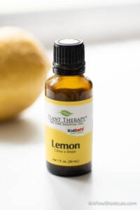 10 Uses for Lemon Essential Oil