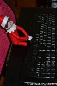 Elf on the Shelf: Emailing Santa