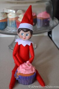 Elf on the Shelf: Eating Cupcakes