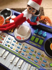 Elf on the Shelf: Rock Star