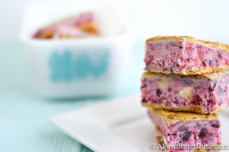 Berry Frozen Yogurt Sandwiches A Few Shortcuts
