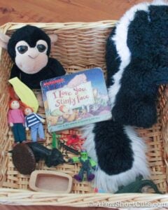 How to Make Preschool Book Baskets