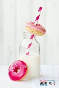 Easy Vanilla Cake Doughnuts