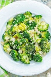 Roasted Broccoli Quinoa Salad