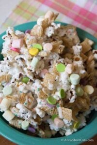 White Chocolate Spring Snack Mix Recipe
