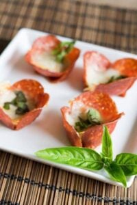 Pepperoni Pizza Poppers Recipe – Low Carb Appetizer