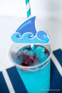 Shark Slushies & Printable Shark Fin Straw Toppers