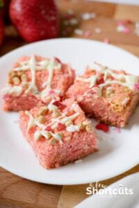 Gooey Strawberry Magic Bars Recipe