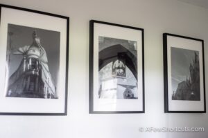 Decorating your home does not have to cost a fortune. You can have classy Inexpensive Wall Art simply with this easy shortcut.Â