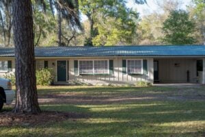 We Bought a Fixer Upper – Our 1970’s Ranch