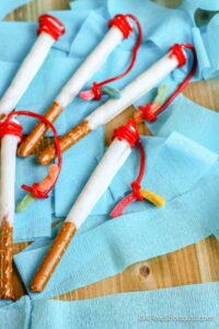 Fishing Pole Pretzel Snacks – Party Treat Idea