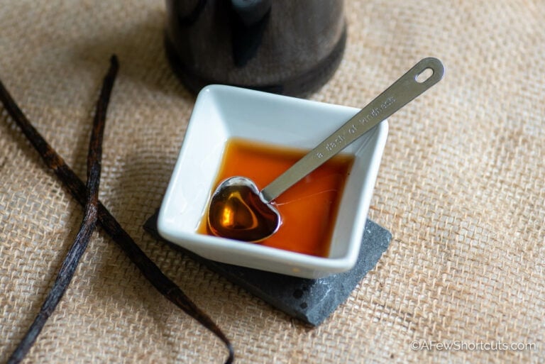 Easy Homemade Vanilla Extract Recipe A Few Shortcuts