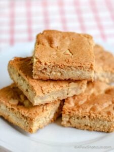 Chewy White Chocolate Blondies Recipe