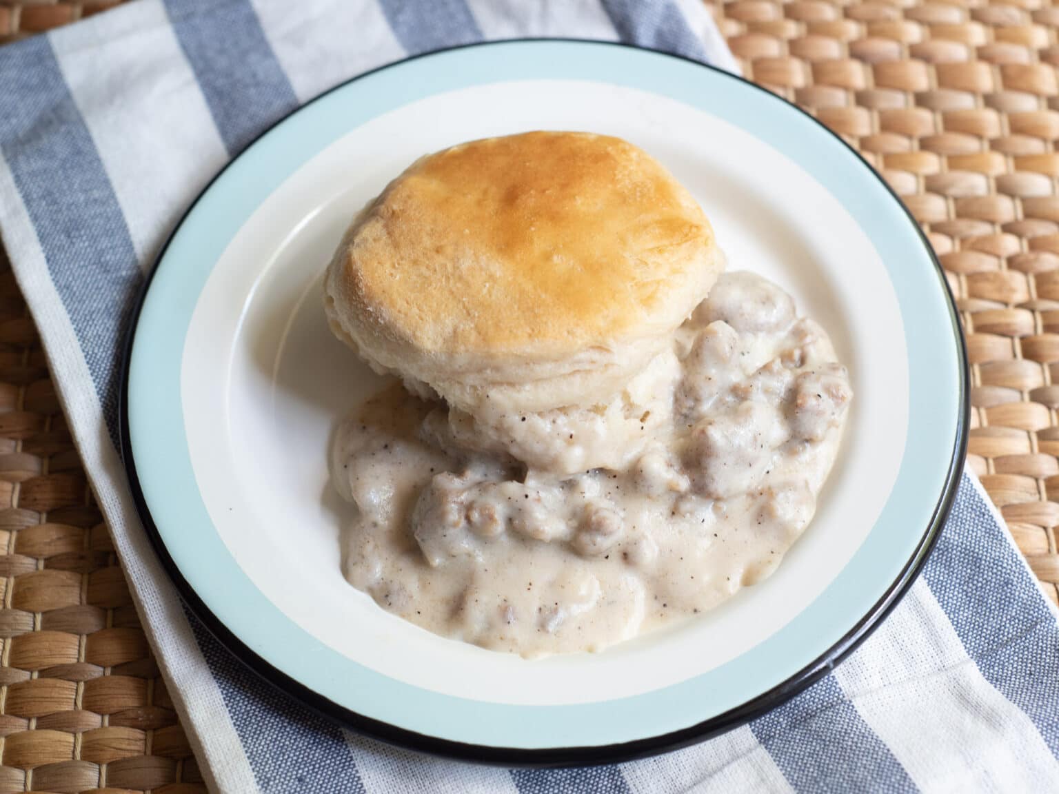 Sausage Gravy & Biscuits Casserole Recipe A Few Shortcuts