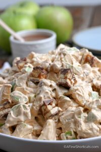 Snickers Salad Recipe (Candy Bar Apple Salad)