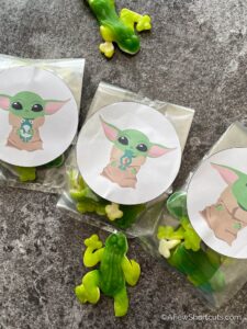 The Child – Baby Yoda Stickers Printable & Cute Treat Bag Idea